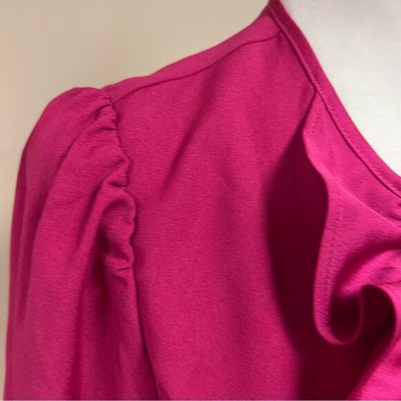 - J Crew satin crepe ruffled front pink top. Size XS - Picture 5 of 8